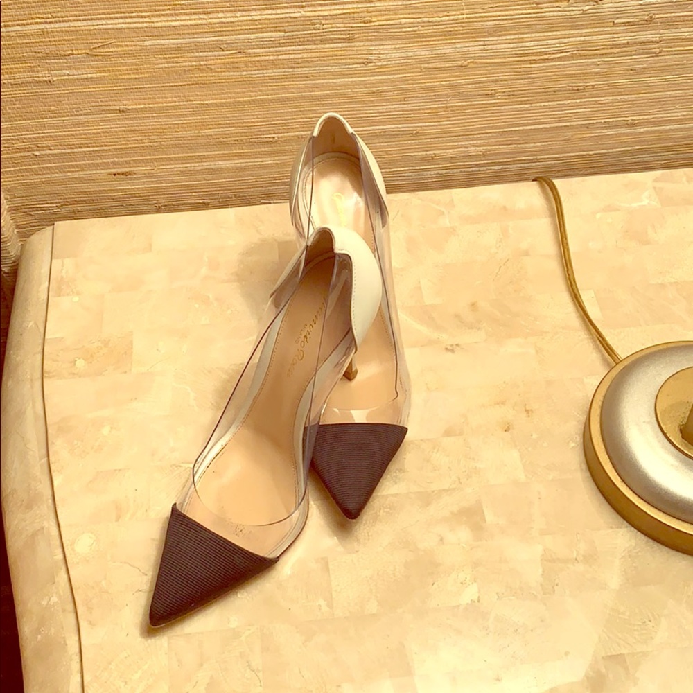 Clear and black pump amazing